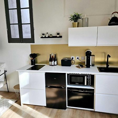 La Maison Grivolas Appartements Et Maison D'Hotes أفينيون المظهر الخارجي الصورة