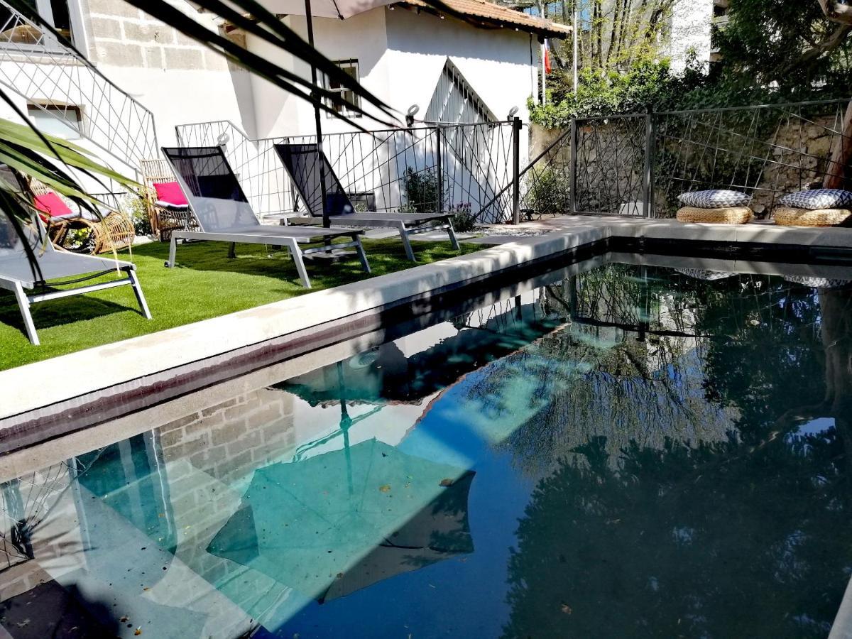 La Maison Grivolas Appartements Et Maison D'Hotes أفينيون المظهر الخارجي الصورة