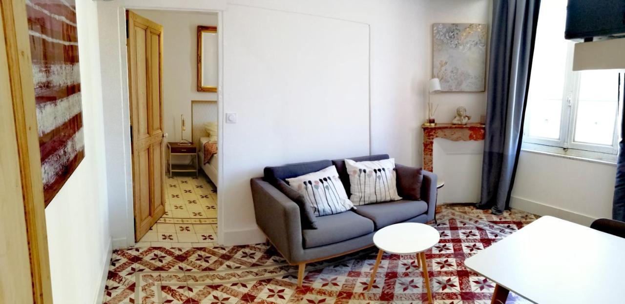 La Maison Grivolas Appartements Et Maison D'Hotes أفينيون المظهر الخارجي الصورة