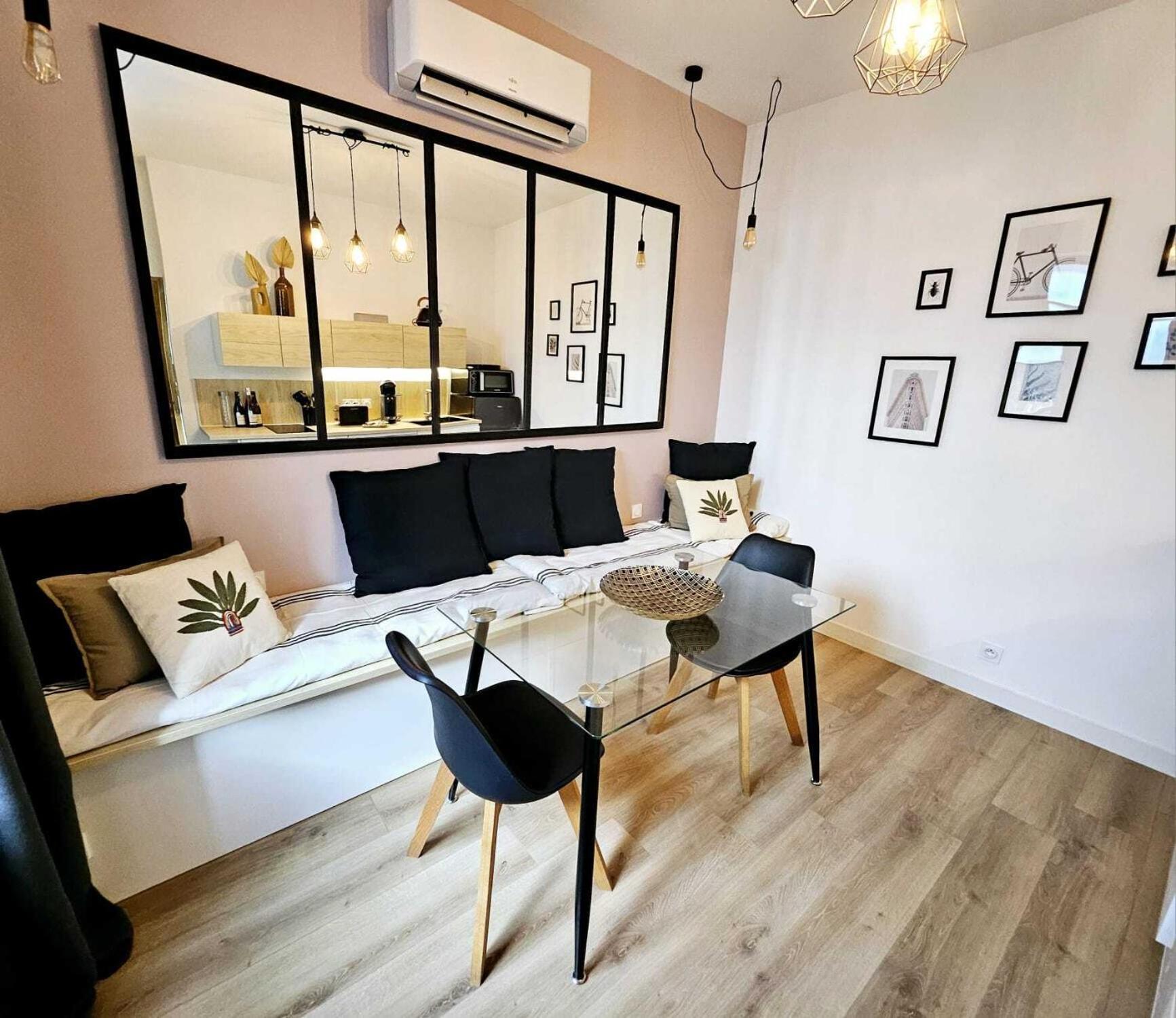 La Maison Grivolas Appartements Et Maison D'Hotes أفينيون المظهر الخارجي الصورة