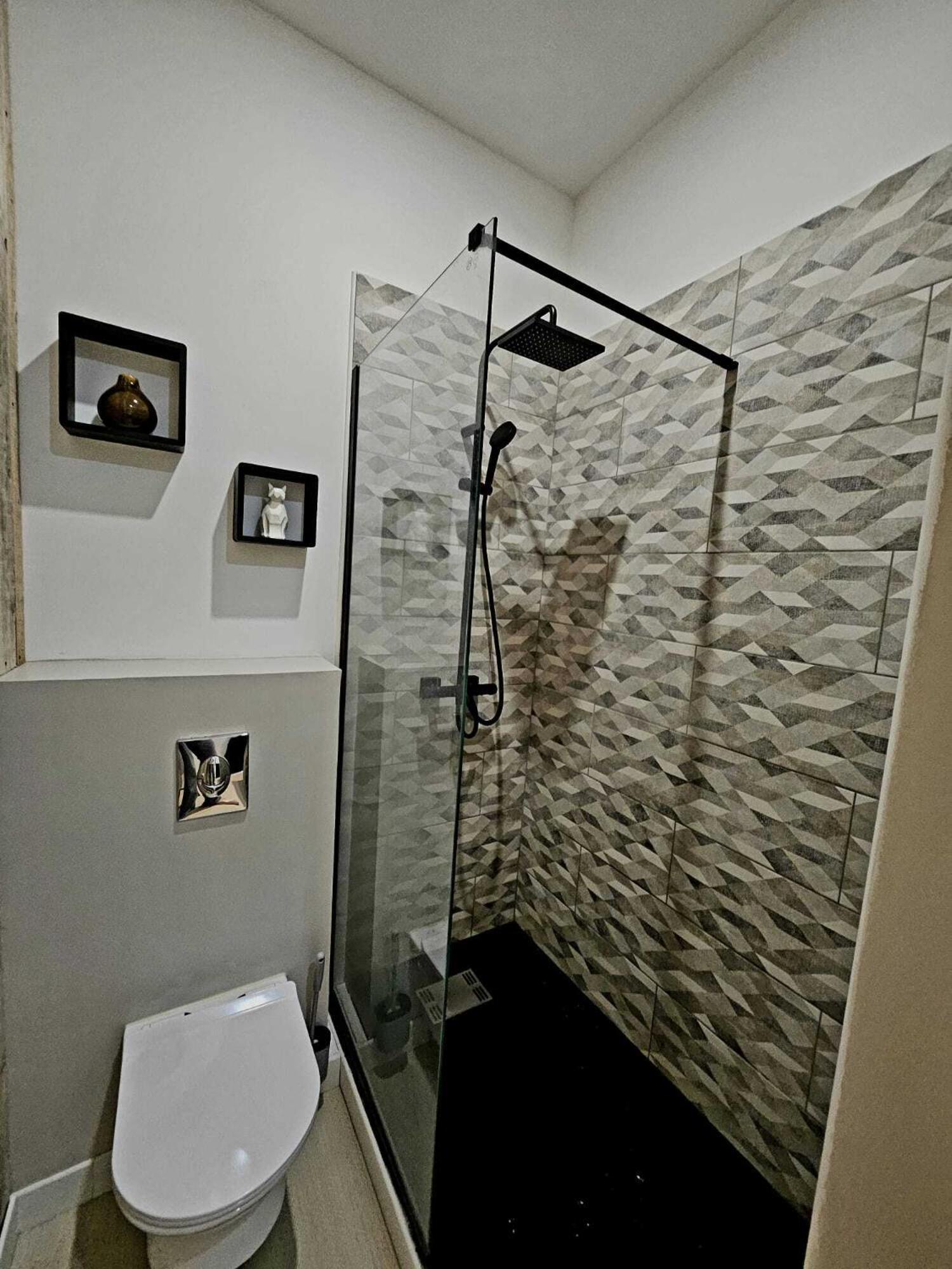 La Maison Grivolas Appartements Et Maison D'Hotes أفينيون الغرفة الصورة